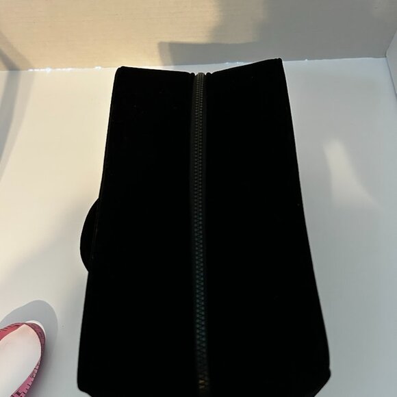 ✨ Rare YSL Velvet Travel Case - Perfect Gift or Private Luxury - Picture 4 of 11